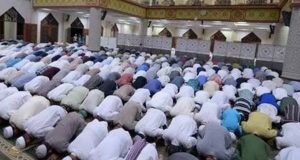 shalat jamaah - hadits arbain nawawi 8