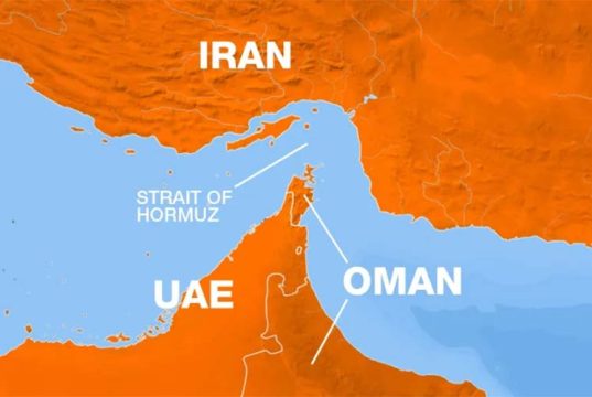 iran tutup selat hormuz